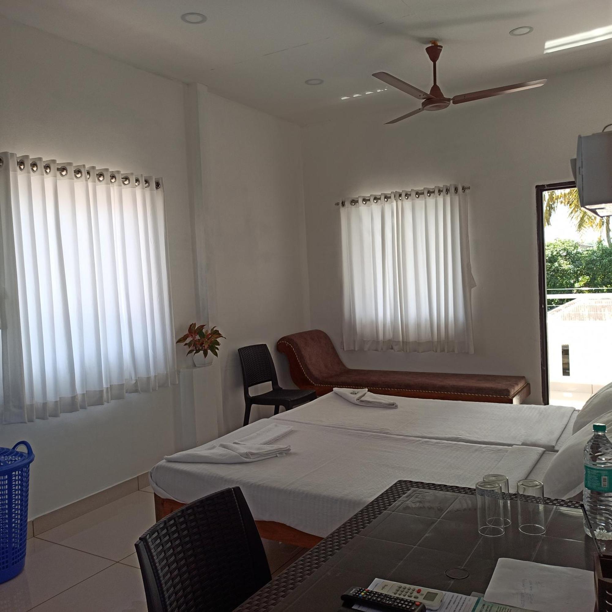 Bethesda Inn Kochi Exterior photo