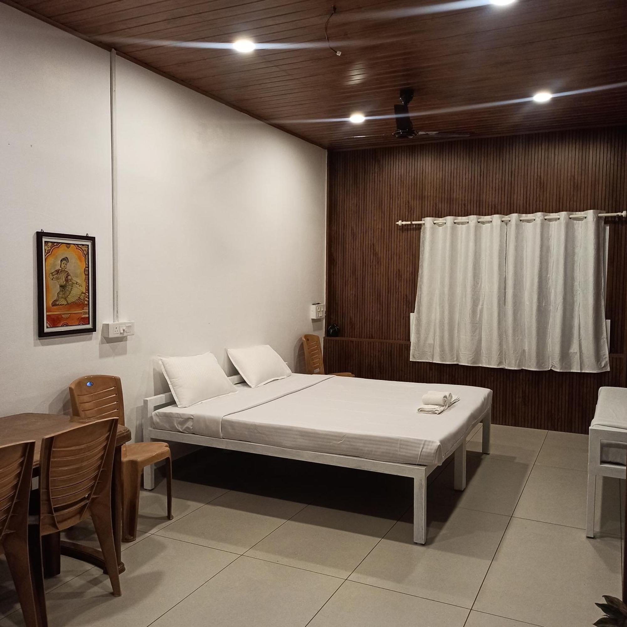 Bethesda Inn Kochi Room photo